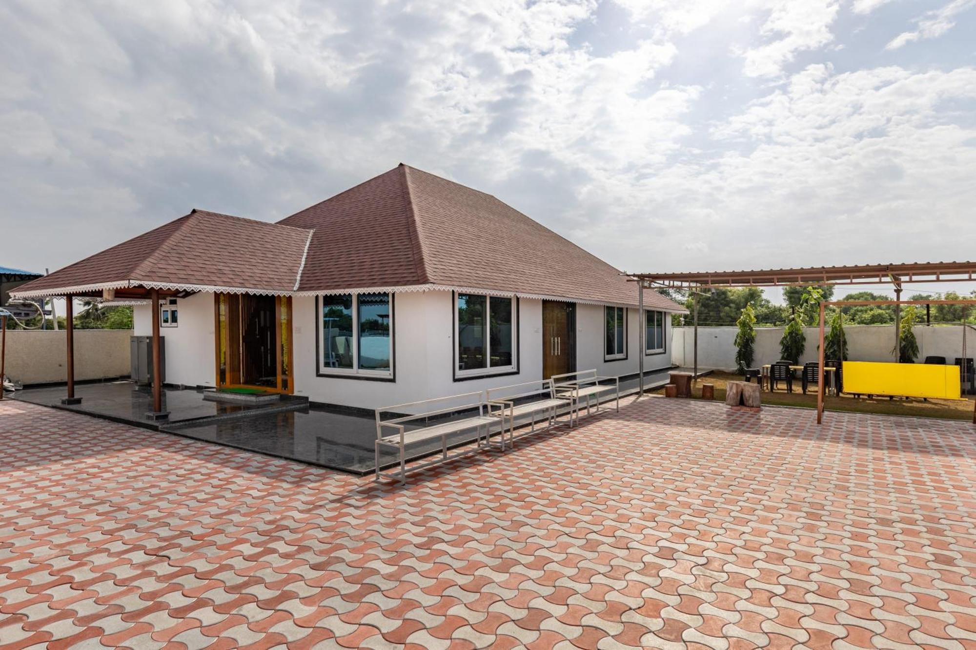 Aqua Lagoon Villa By Secret Turtle Pvt Pool Private Lawn Secundurabad Exterior foto